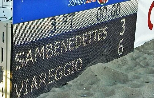 Serie A: Viareggio batte la Samb Campione d’Italia e si avvicina alle finali. Domani alle 16 match contro Anxur Trenza.